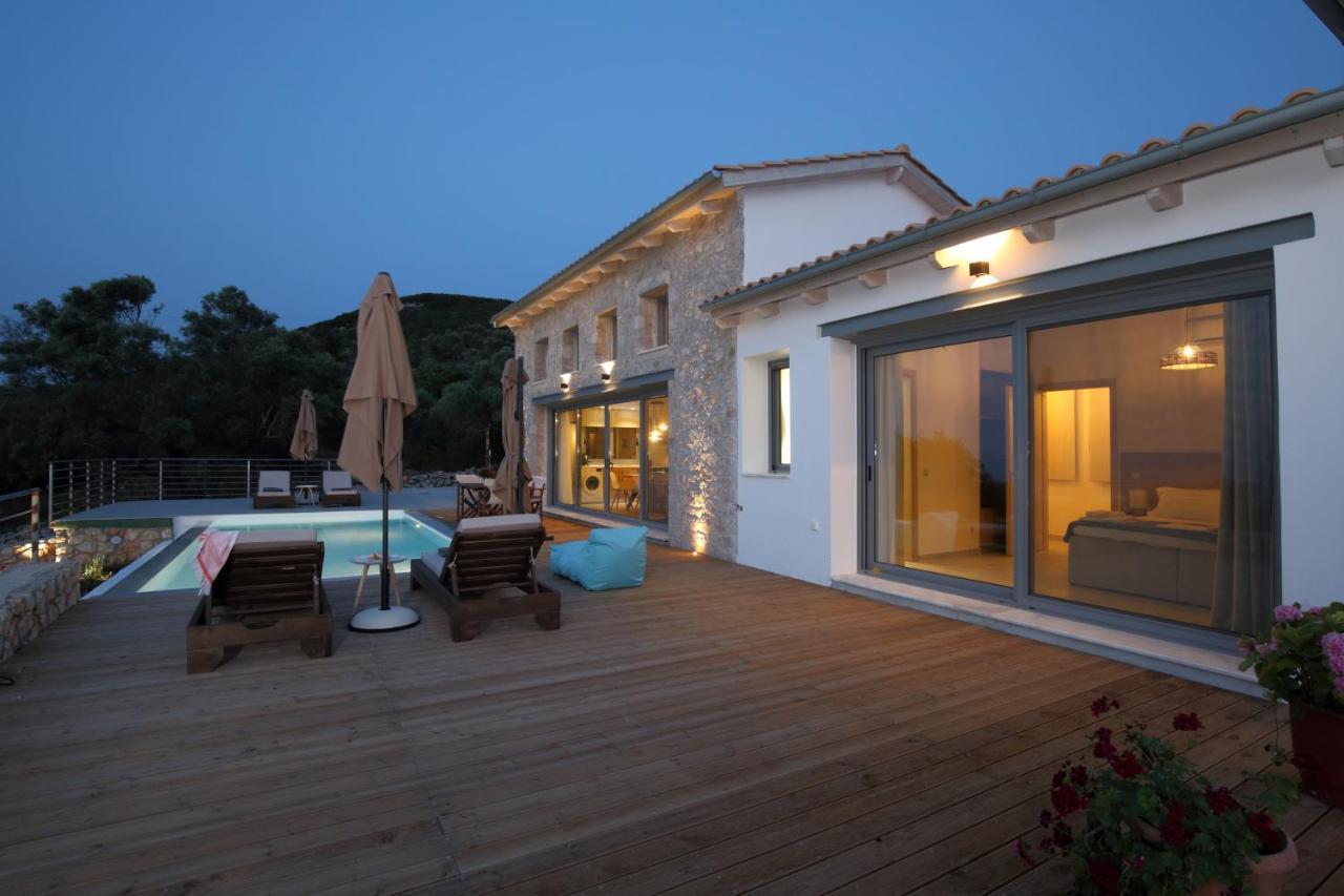 Tsakmakis Villas Luxury- Panoramic Sea View - Lefkada Tsoukaládhes Exterior foto
